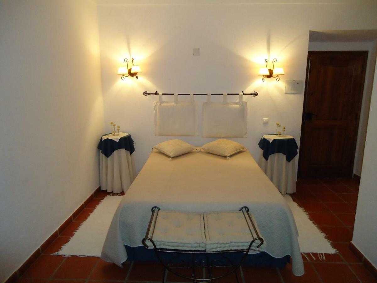 Monte Da Avo Chica Hotel Monsaraz Bagian luar foto